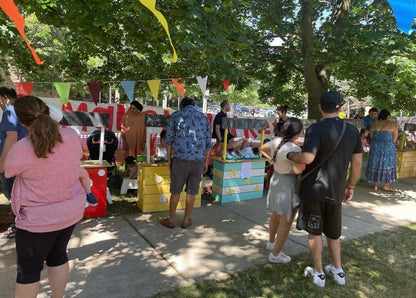 Mini Maker Market